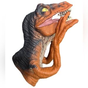 Vintage 1996 Jurassic Park “The Lost World” Velociraptor Hand Puppet